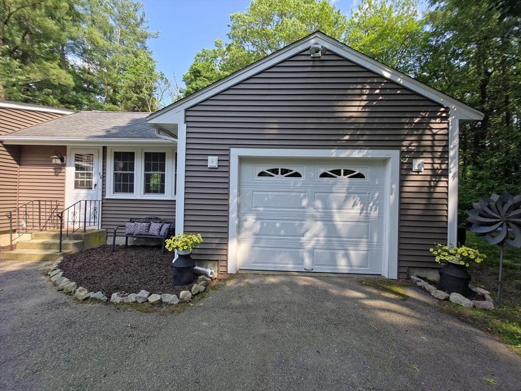 48 Sofia Road Stoughton, MA 02072 - Photo 3 of 32 Gallery Image 3