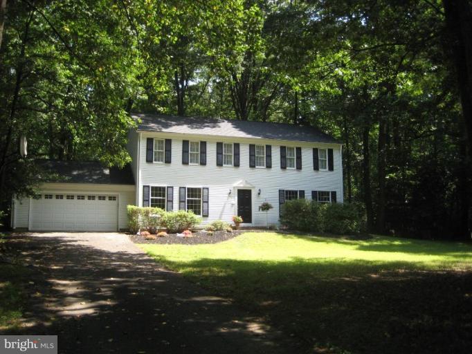 11618 Foxclove Road Reston, VA 20191 - Photo 1 of 14 Curb Appeal!