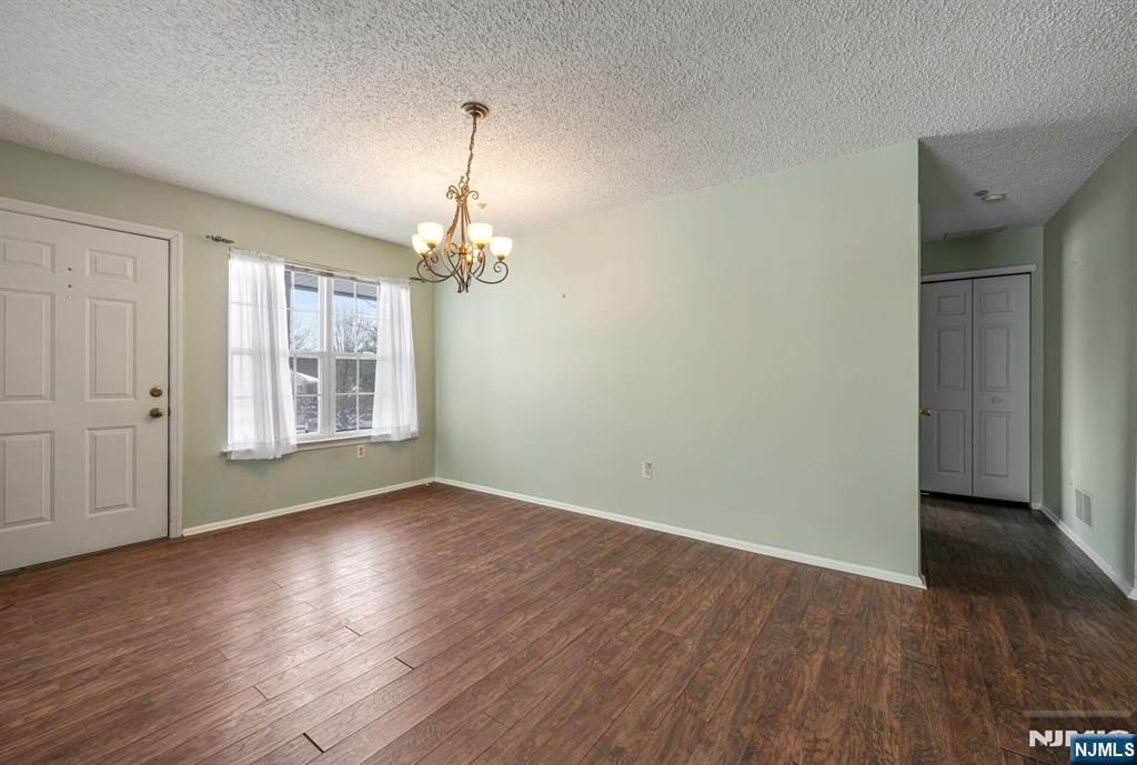 1144 Garrison Court Mahwah, NJ 07430 - Photo 11 of 31