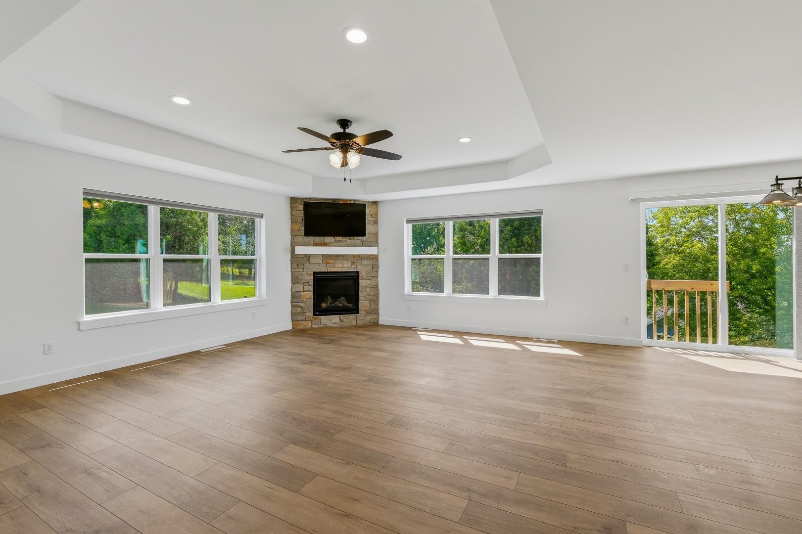 218 Glacial Terrace Ripon, WI 54971 - Photo 8 of 46