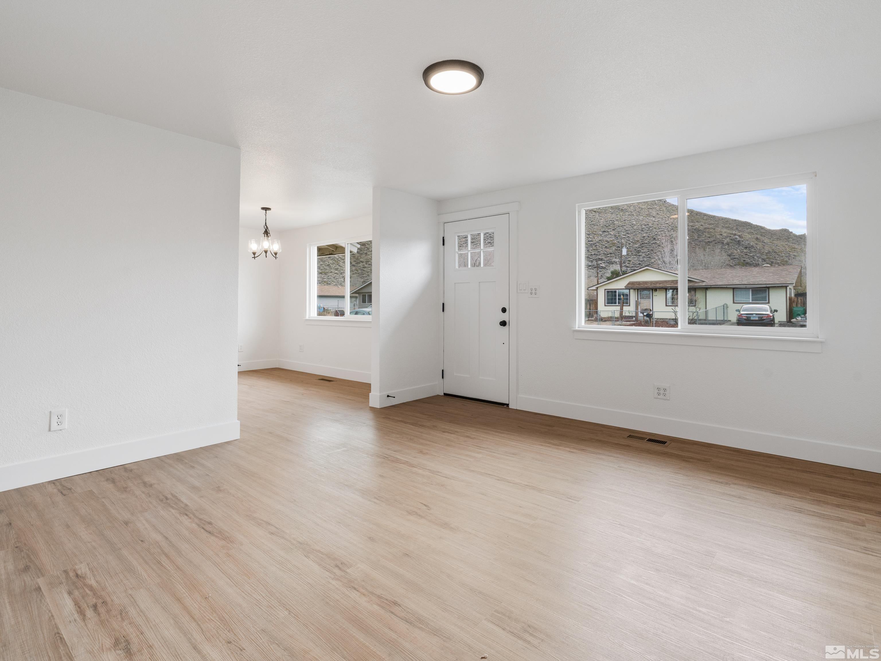 9485 Fremont Way Reno, NV 89506 - Photo 3 of 25 an empty room with a window