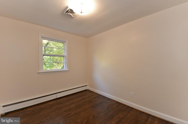3007 Sayre Road Fairfax, VA 22031 - Photo 13 of 30 Bedroom