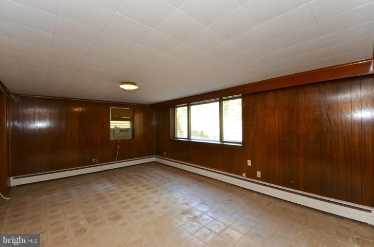 3007 Sayre Road Fairfax, VA 22031 - Photo 15 of 30 Bedroom