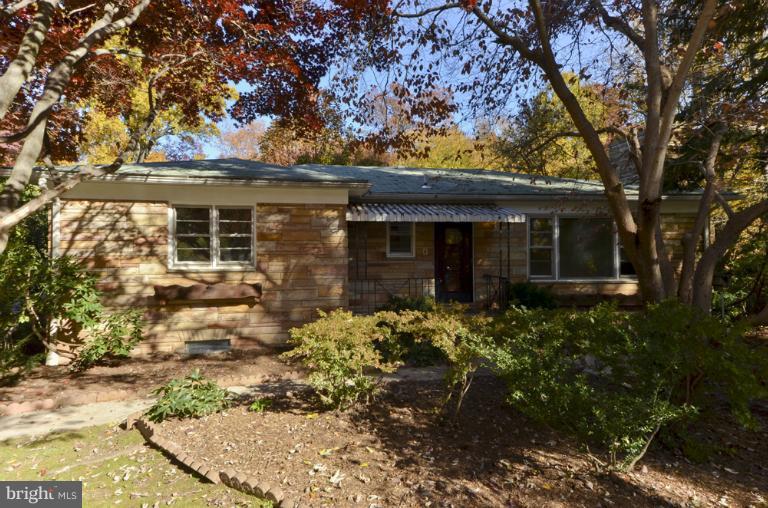 3007 Sayre Road Fairfax, VA 22031 - Photo 18 of 30 Exterior (Front)