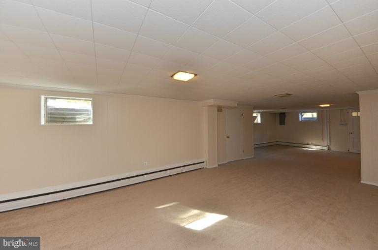 3007 Sayre Road Fairfax, VA 22031 - Photo 22 of 30 Family Room