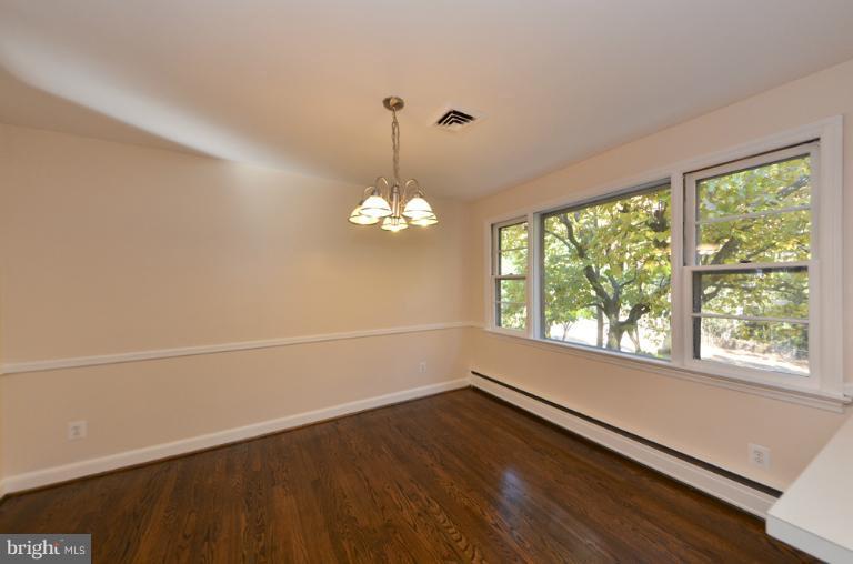 3007 Sayre Road Fairfax, VA 22031 - Photo 24 of 30 Dining Room
