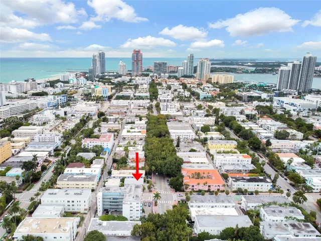 $2,200 | 759 Meridian Avenue, Unit 3, Miami Beach, FL 33139