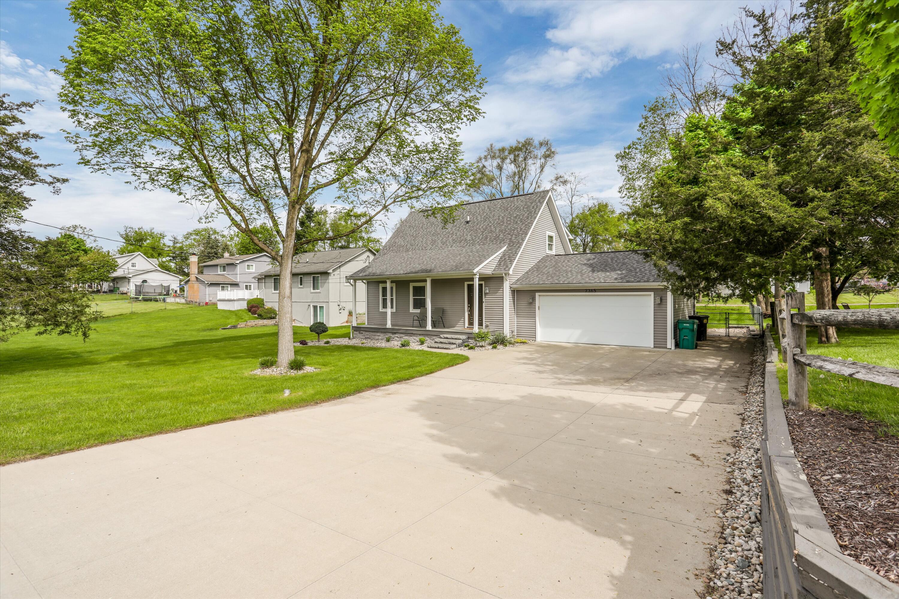 7365 Ore Lake Road Brighton, MI 48116 - Photo 2 of 34 03-7365 Ore Lake Rd Brighton 0003