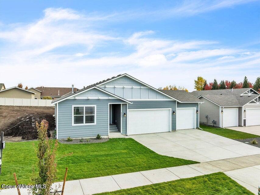 4278 North Arrowleaf Loop Post Falls, ID 83854 - Photo 2 of 32 2