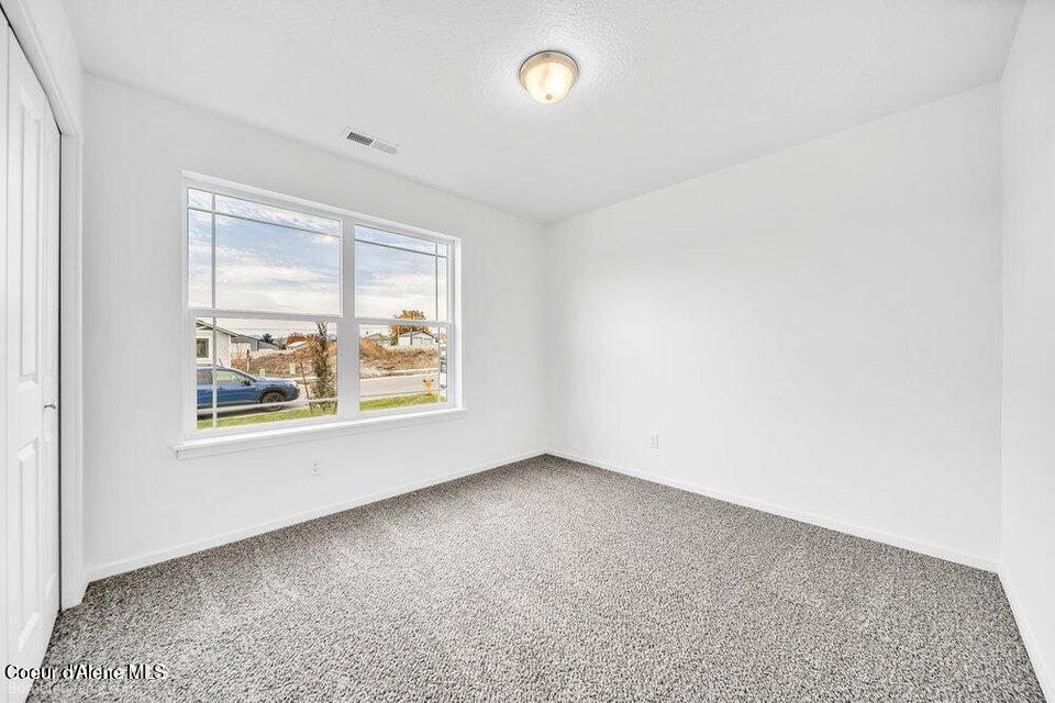 4278 North Arrowleaf Loop Post Falls, ID 83854 - Photo 8 of 32 8