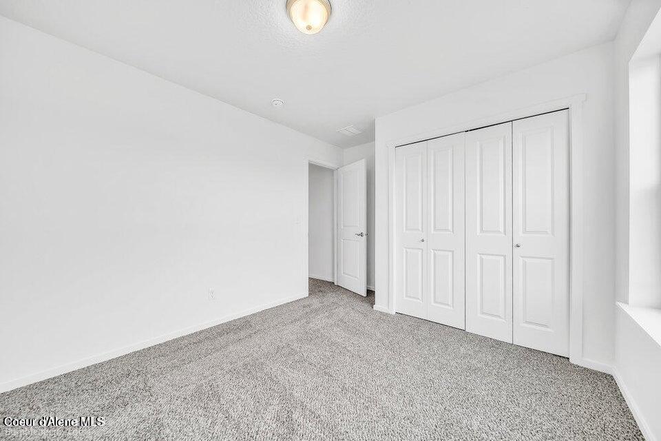 4278 North Arrowleaf Loop Post Falls, ID 83854 - Photo 9 of 32 9