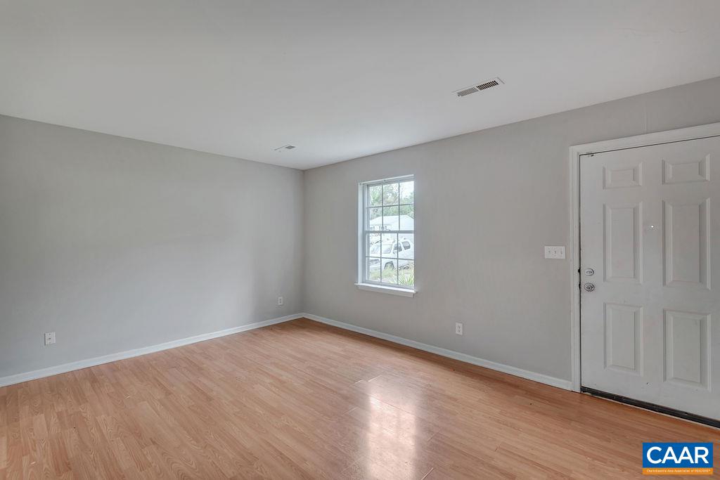 978 Rockcreek Road Charlottesville, VA 22903 - Photo 8 of 56 Gallery Image 8