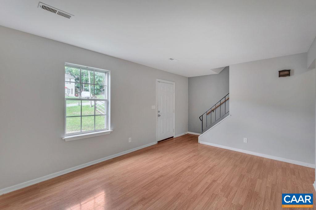 978 Rockcreek Road Charlottesville, VA 22903 - Photo 10 of 56 Gallery Image 10