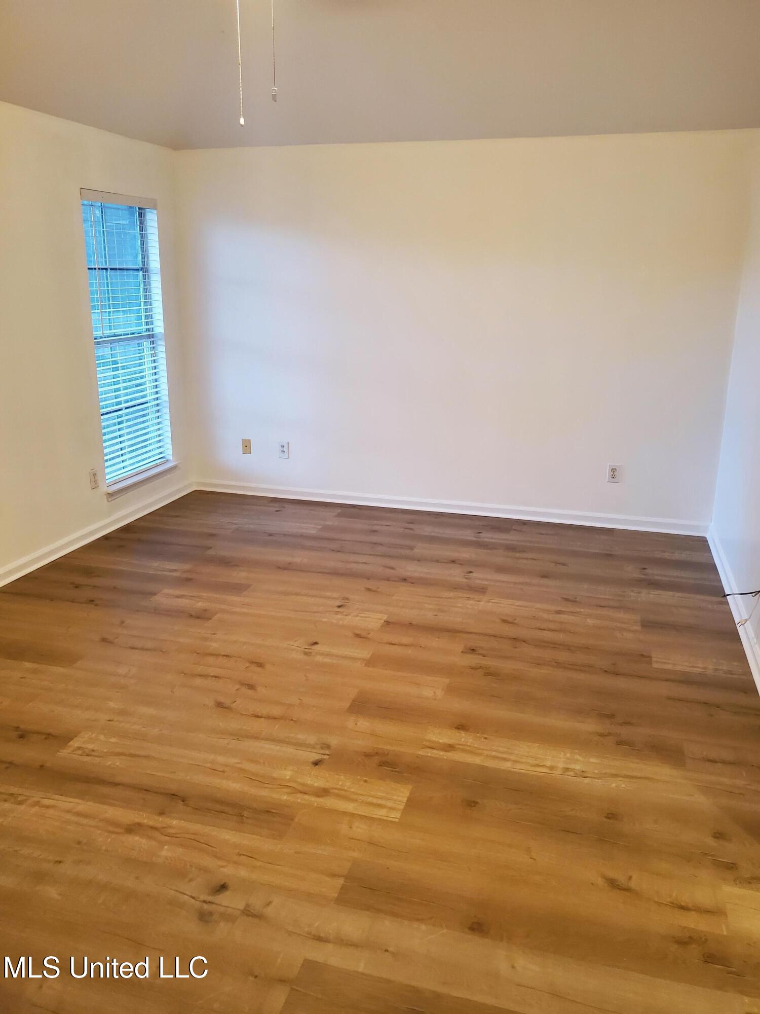 1017 Craig Circle Ridgeland, MS 39157 - Photo 12 of 17 20250927_181038