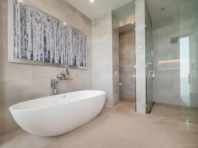 $5,995,000 | 445 Glen Court, Cutchogue, NY 11935