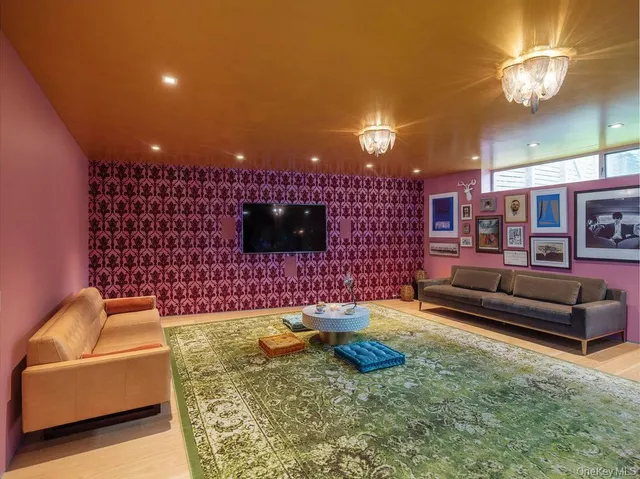 $5,995,000 | 445 Glen Court, Cutchogue, NY 11935