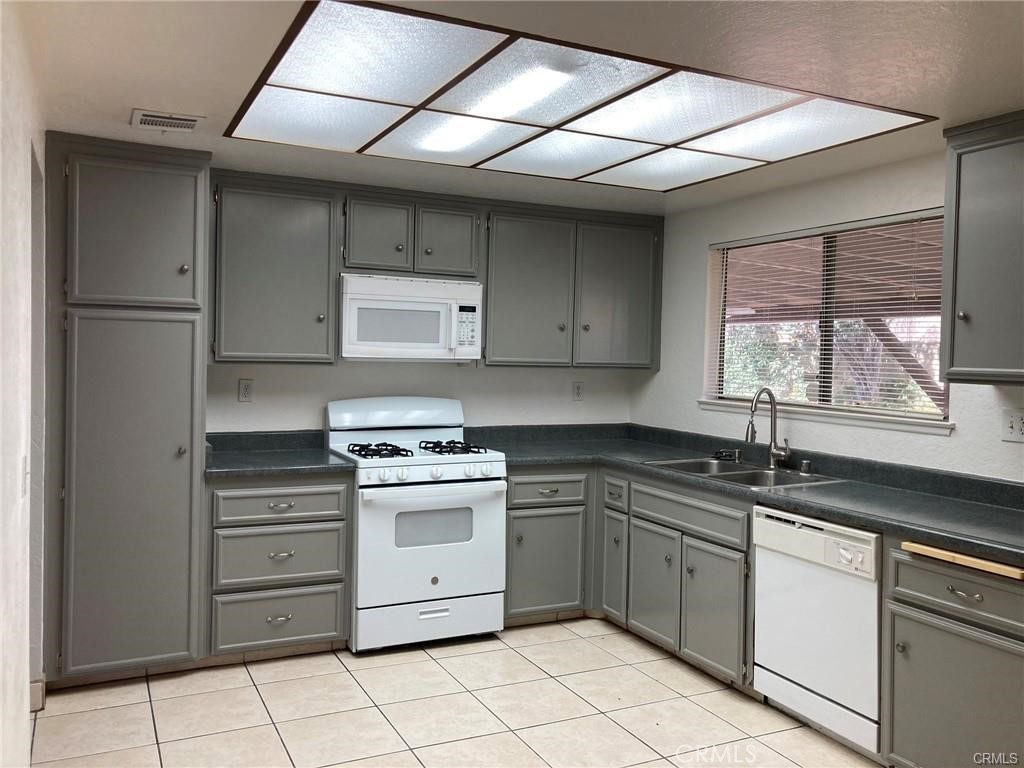 9934 La Vine Street Rancho Cucamonga, CA 91701 - Photo 15 of 56