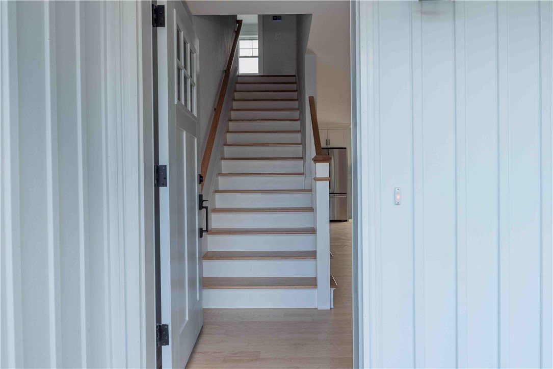 5 Recess Lane Warwick, RI 02889 - Photo 3 of 31