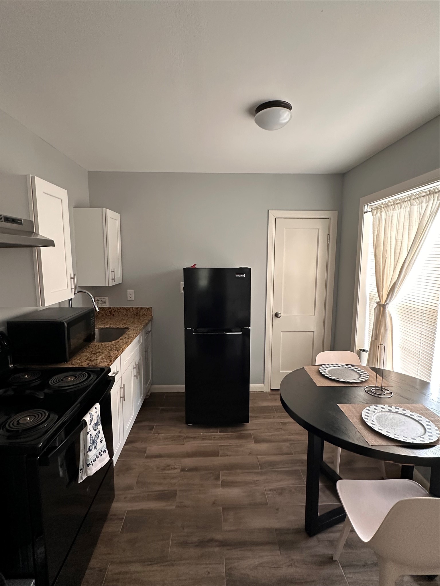 4302 Polk Street, Unit 5 Houston, TX 77023 - Photo 3 of 8