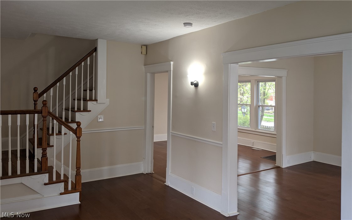 60 Prospect Road Berea, OH 44017 - Photo 4 of 20