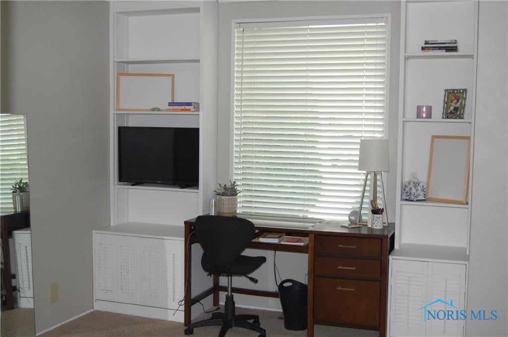 3735 Elmhurst Road Toledo, OH 43613 - Photo 6 of 17 Gallery Image 6