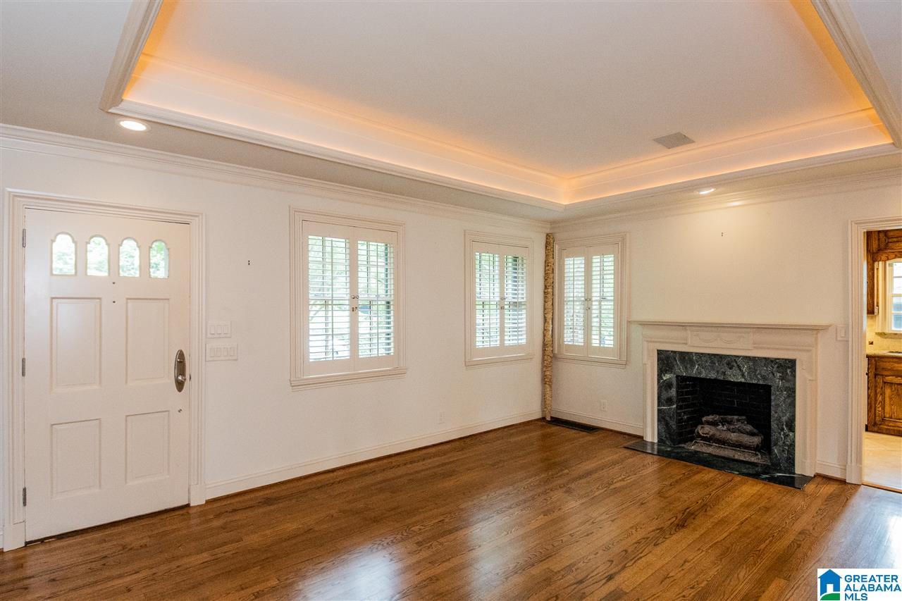 1704 Kensington Road Birmingham, AL 35209 - Photo 3 of 31