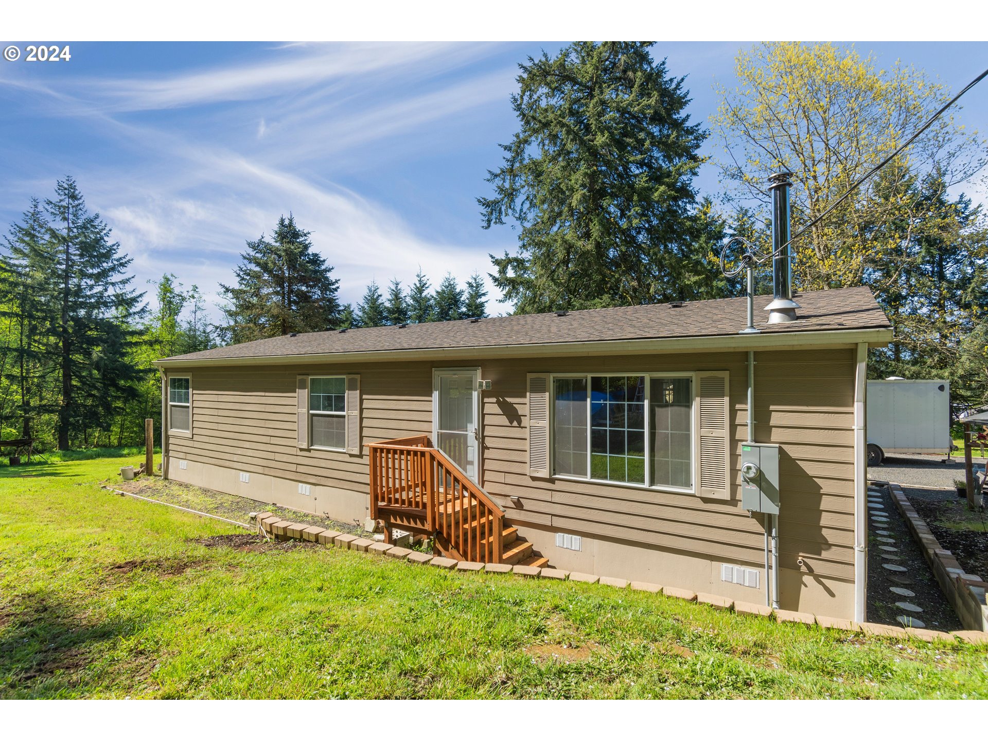 30572 Brownlee Road Rainier, OR 97048 - Photo 3 of 25