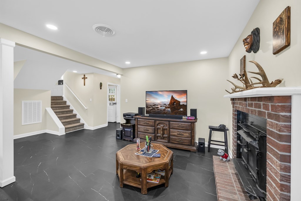 219 Manning Road Greenwood, SC 29649 - Photo 14 of 39 Gallery Image 14