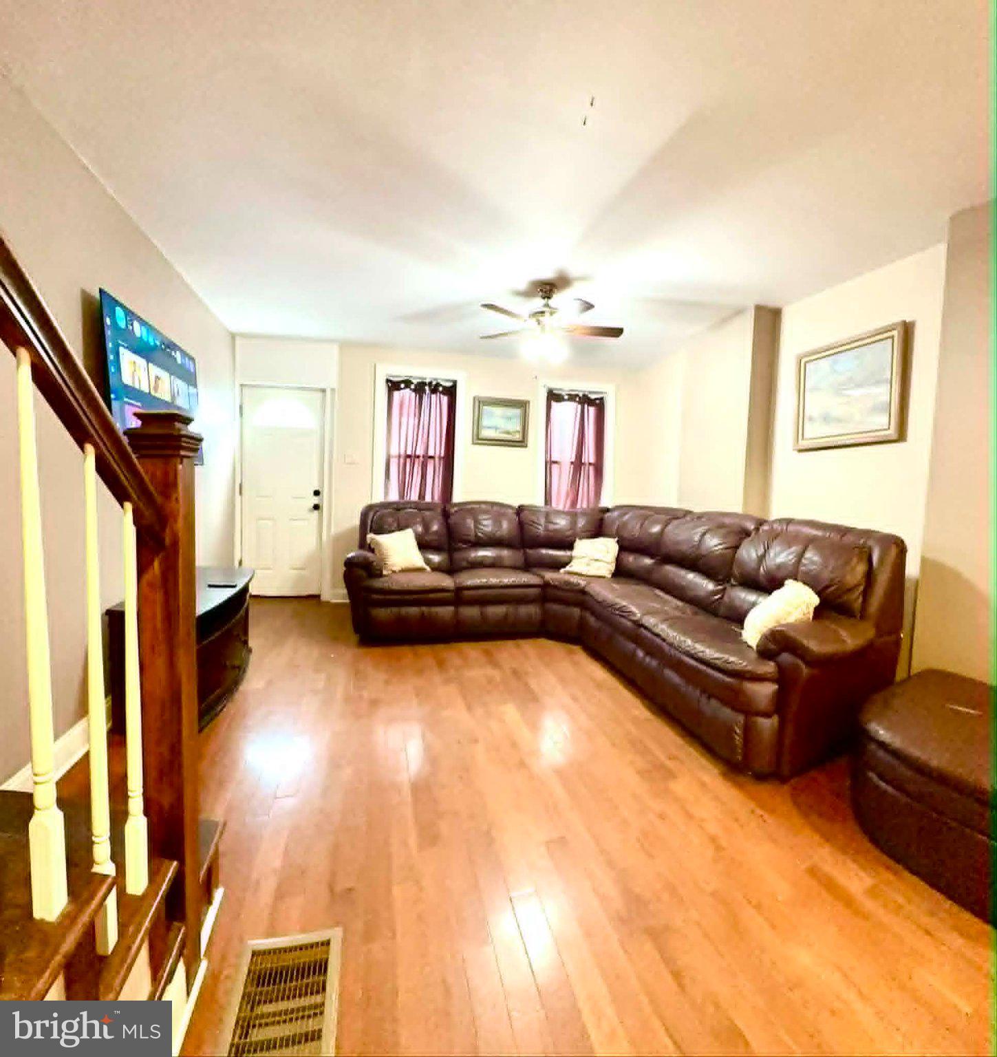 1209 Peters Street Philadelphia, PA 19147 - Photo 2 of 13 Cozy living space with inviting charm.