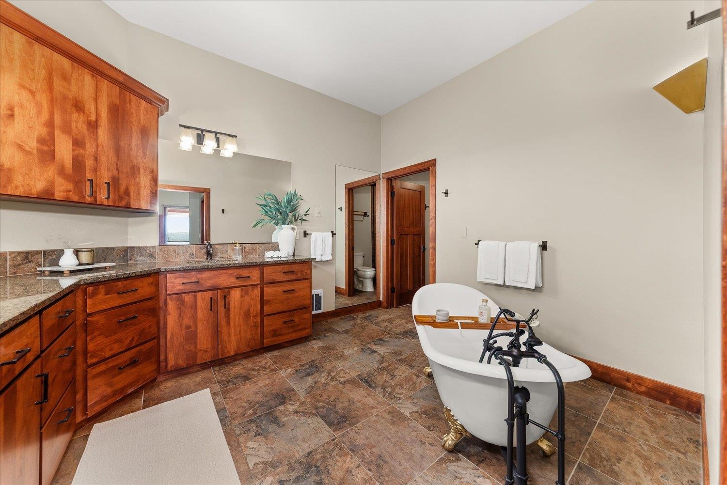 5006 North Indian Bluff Road Spokane, WA 99224 - Photo 17 of 50