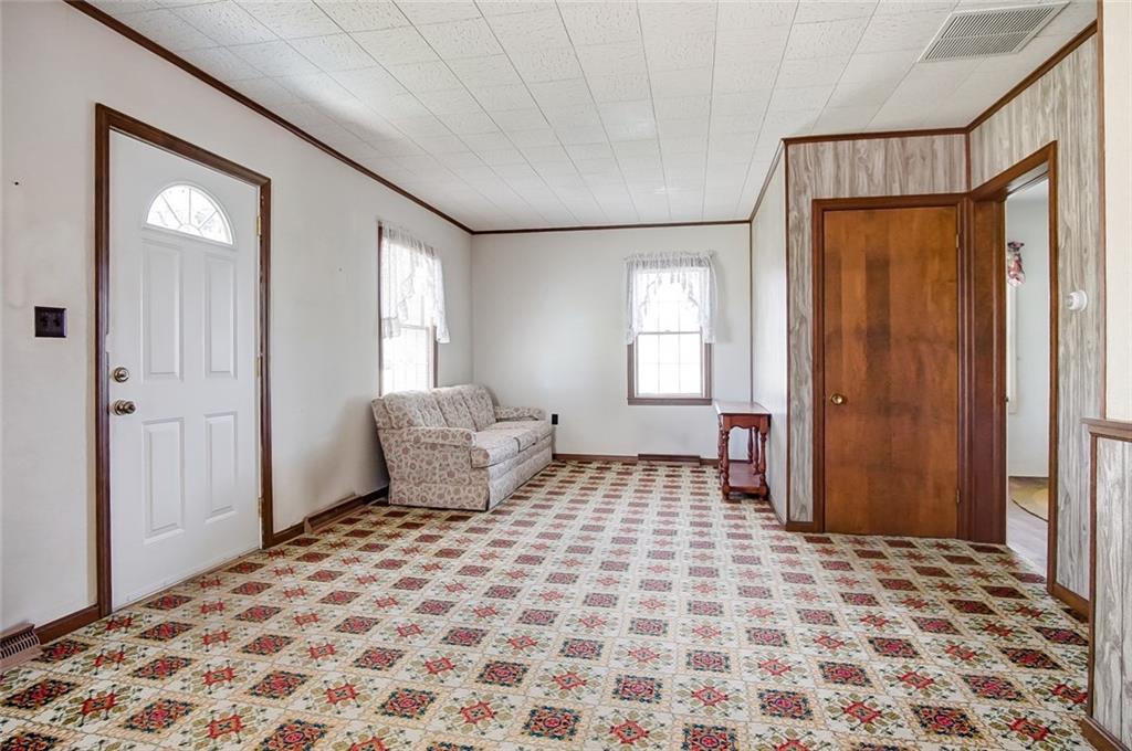 2163 West Jackson Road Yellow Springs, OH 45387 - Photo 5 of 32