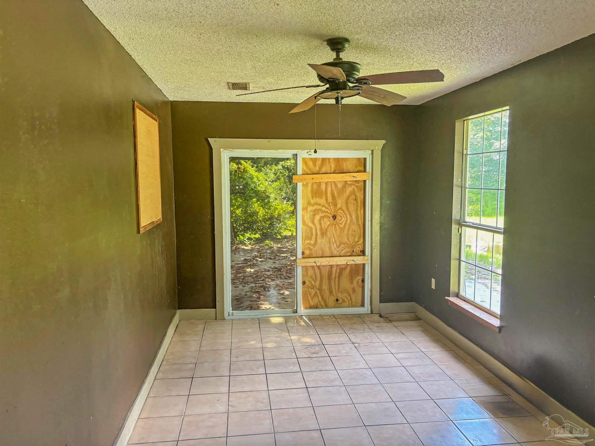285 River Annex Road Cantonment, FL 32533 - Photo 7 of 9 Gallery Image 7