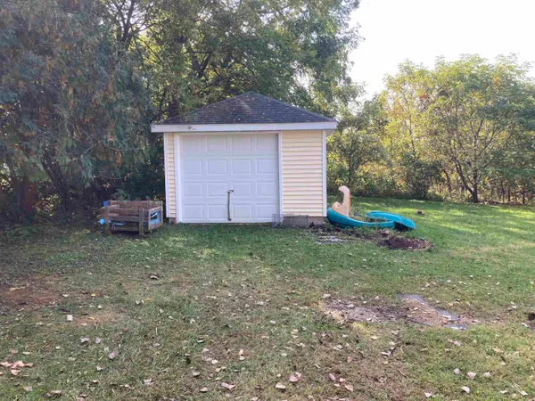 $274,900 | 6323 Portage Road, DeForest, WI 53532