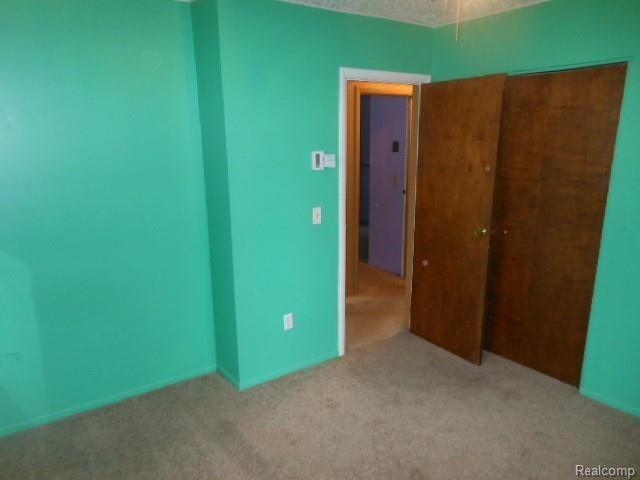 1744 Pingree Road Howell, MI 48843 - Photo 14 of 21 DSCN2757.JPG