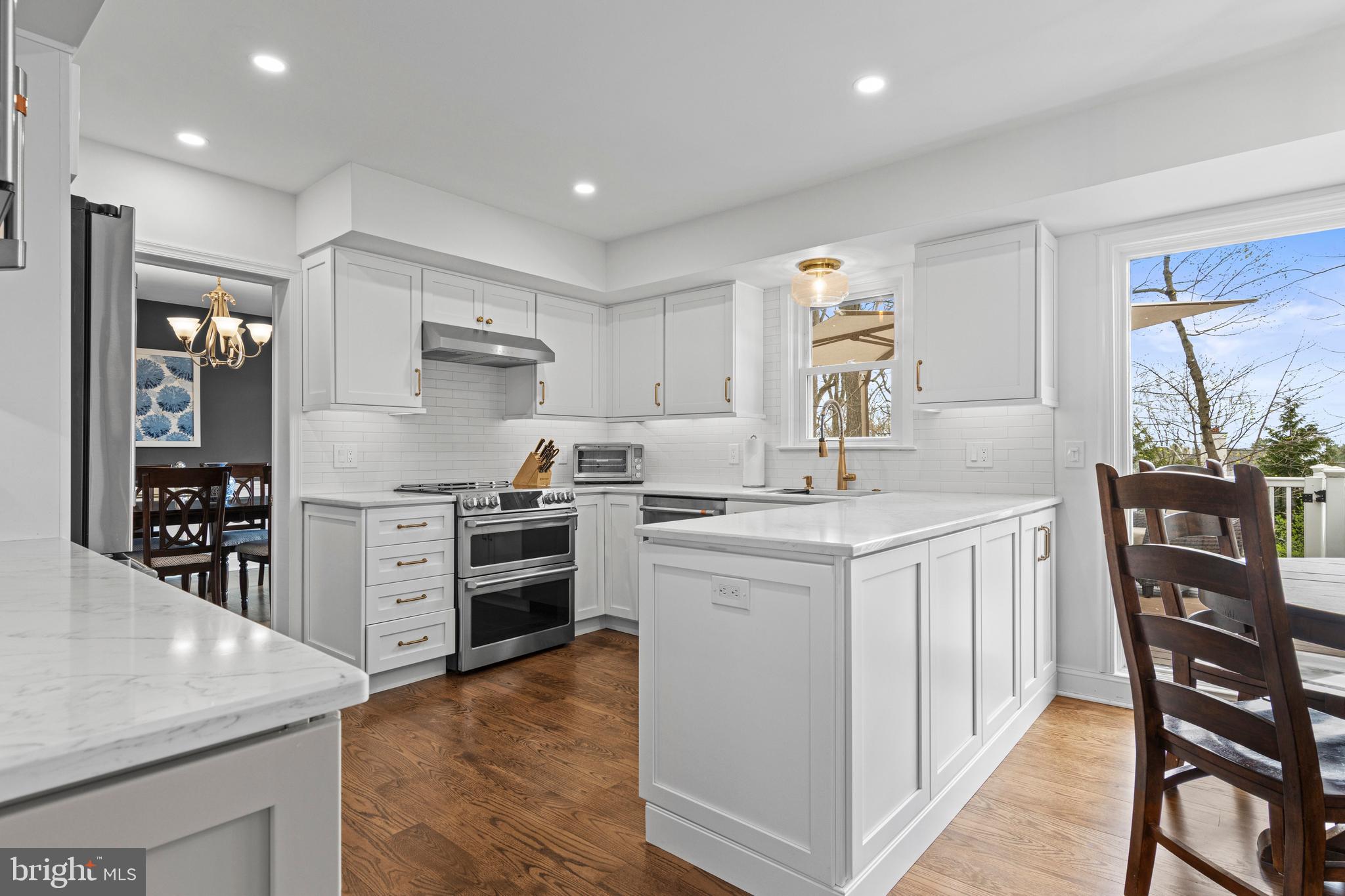 8 Harrow Circle Wayne, PA 19087 - Photo 10 of 45 Kitchen