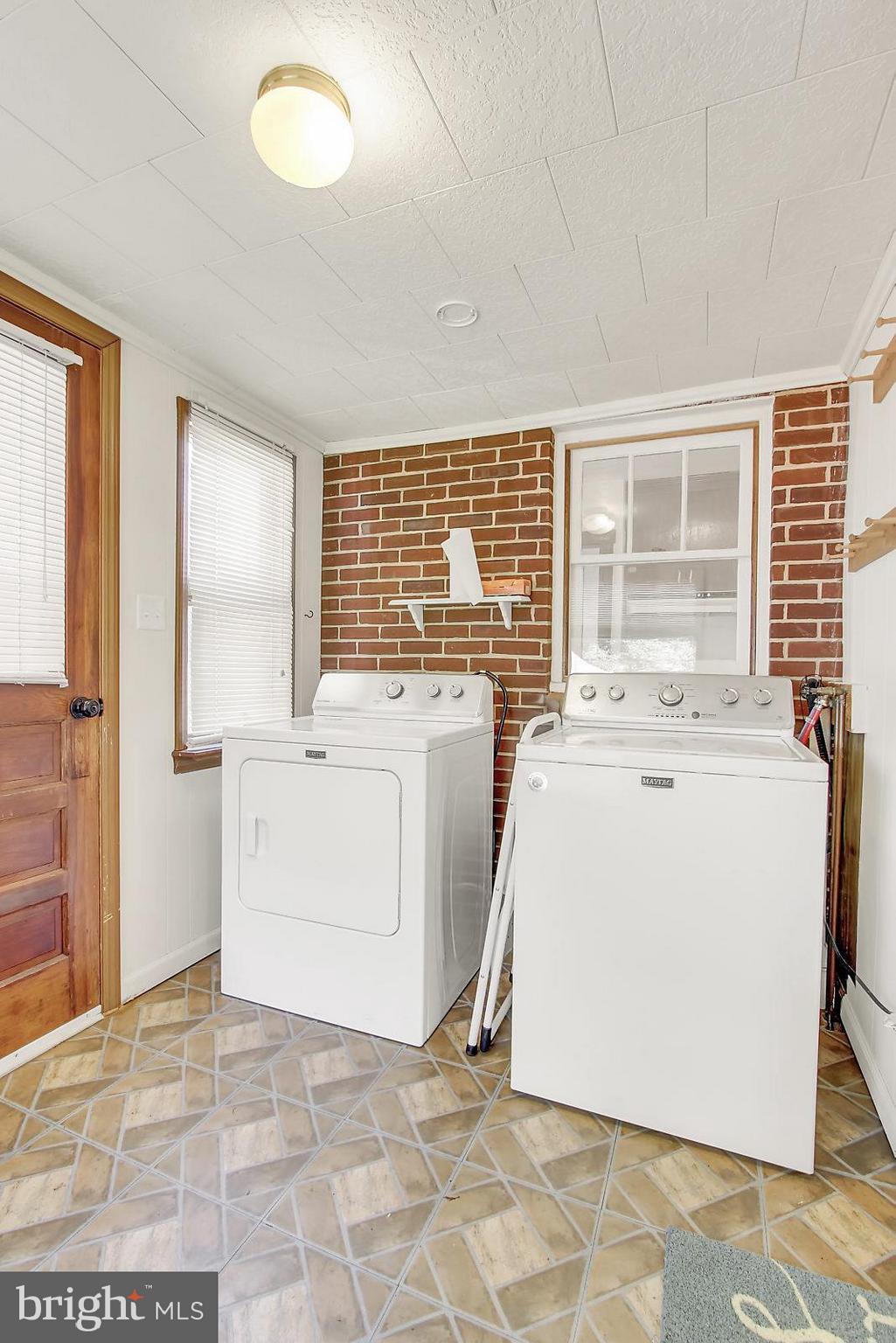 5043 Fairfield Road Fairfield, PA 17320 - Photo 13 of 28 Laundry Room