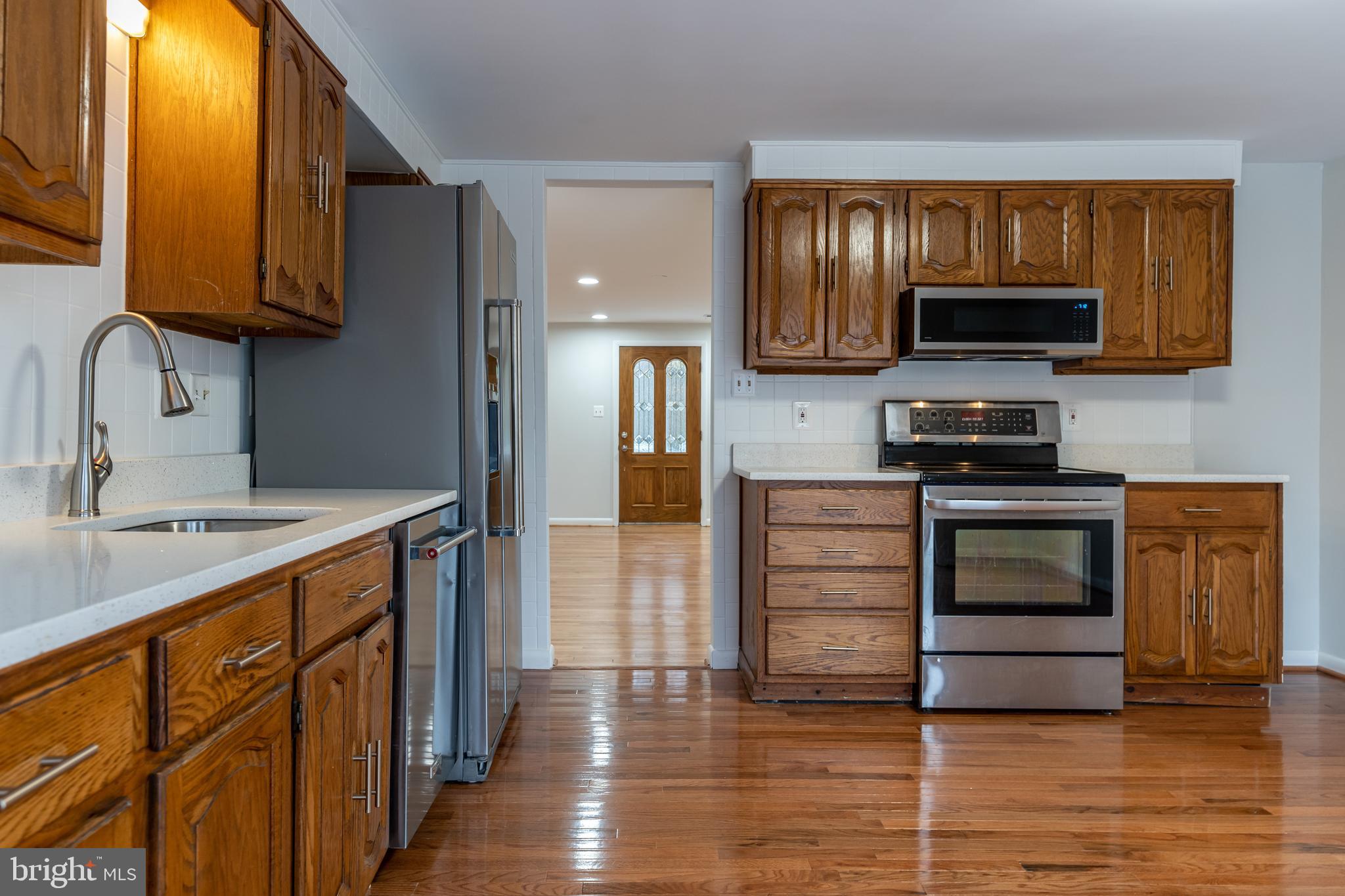 10827 Split Rail Drive Manassas, VA 20112 - Photo 12 of 53