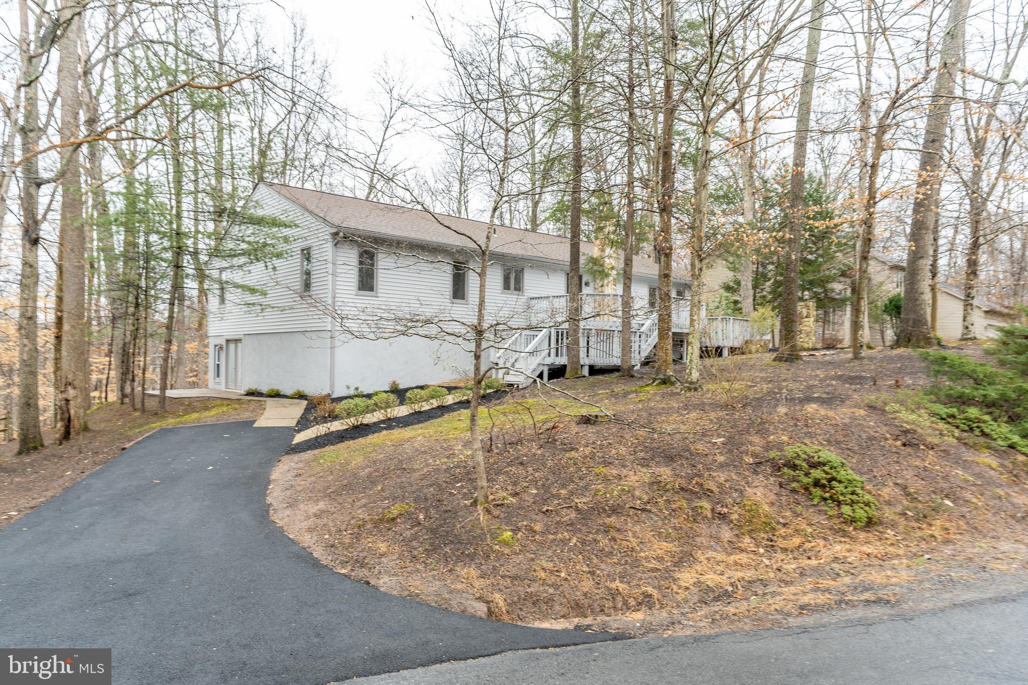 10827 Split Rail Drive Manassas, VA 20112 - Photo 3 of 53