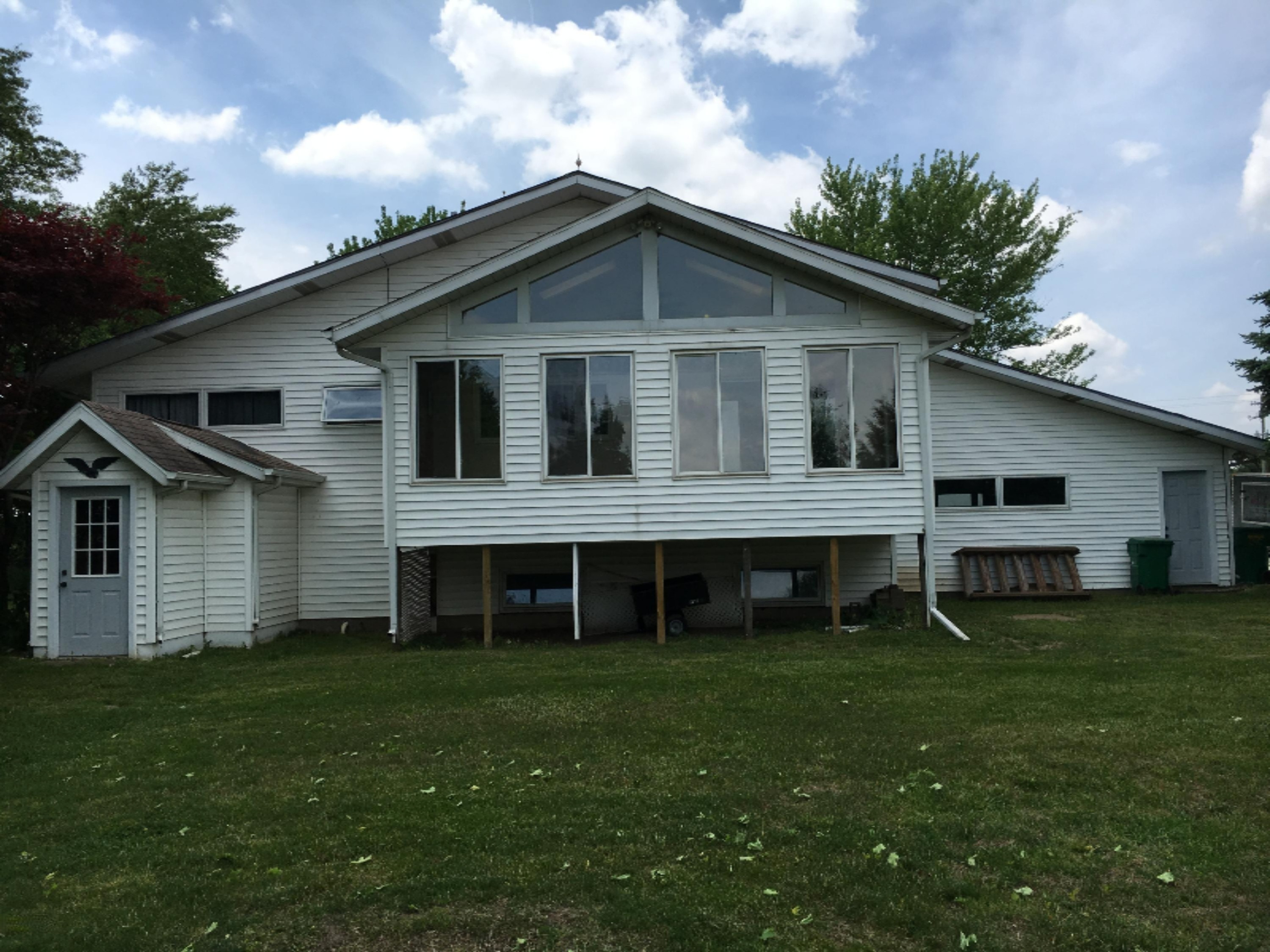 69483 Conrad Road Niles, MI 49120 - Photo 3 of 32 conrad rear 3