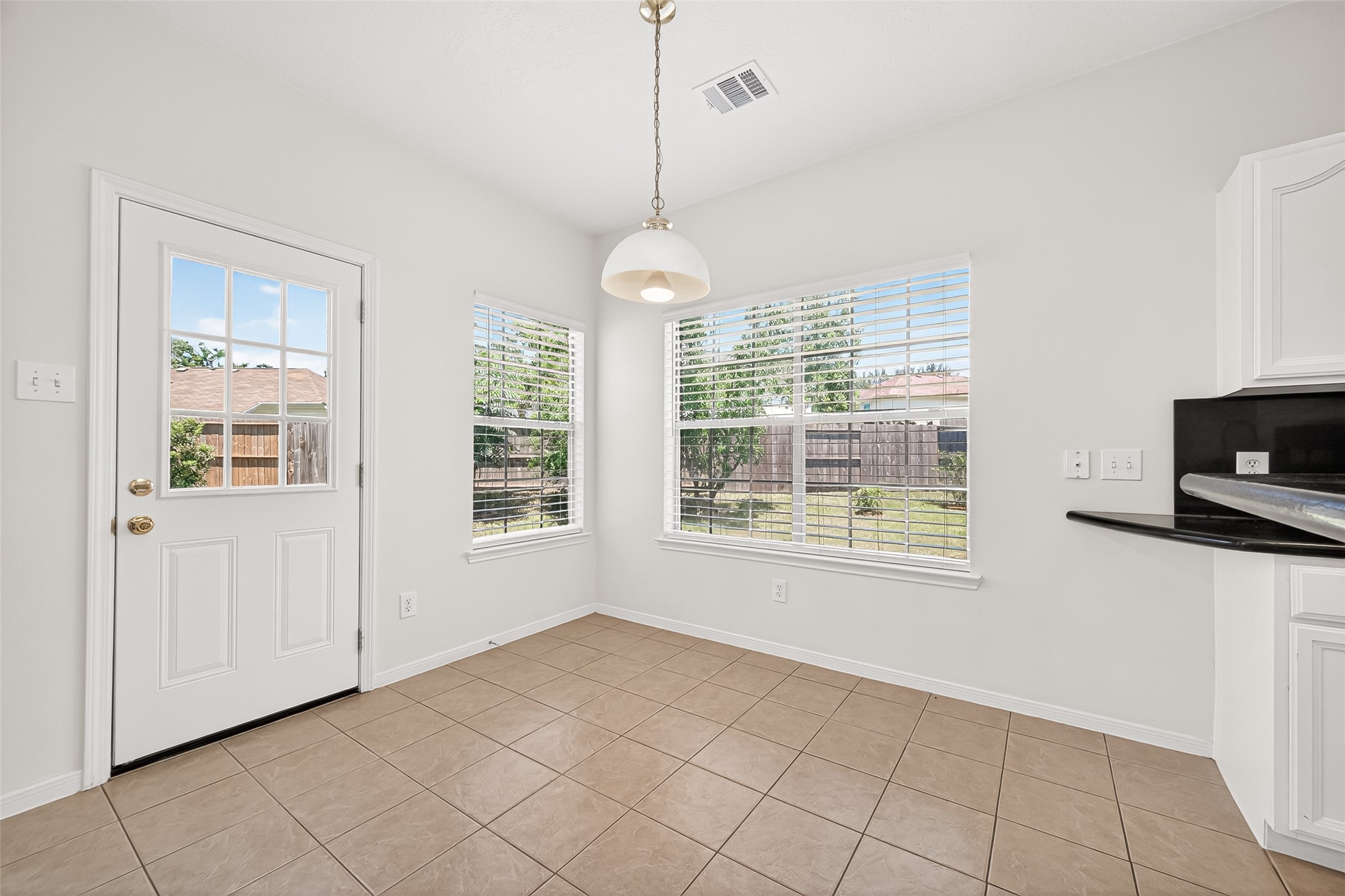 2714 Holly Walk Lane Spring, TX 77388 - Photo 13 of 27