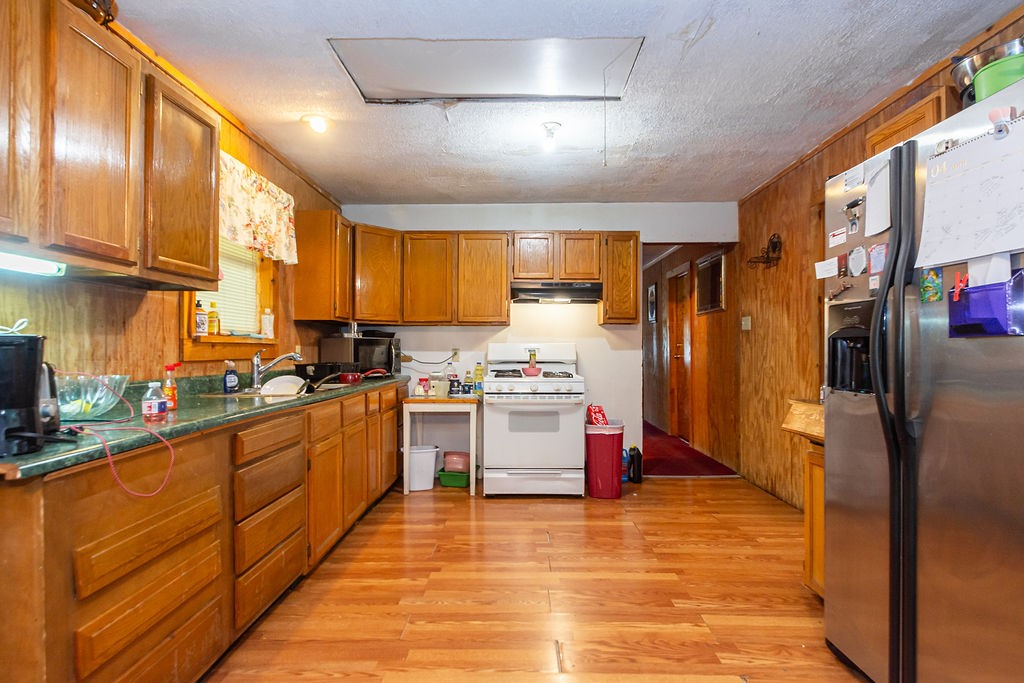 1817 McDaniel Street Houston, TX 77093 - Photo 28 of 48