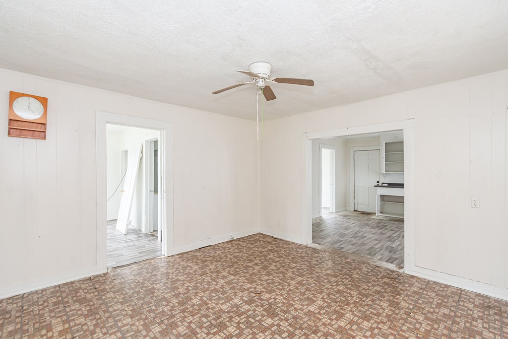 1817 McDaniel Street Houston, TX 77093 - Photo 4 of 48