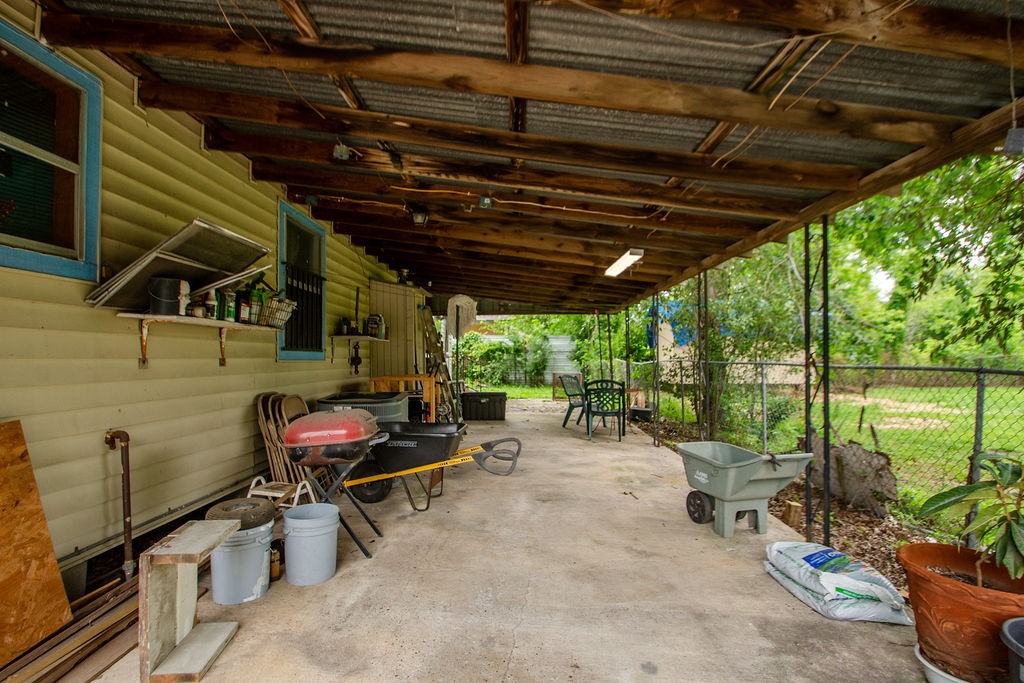 1817 McDaniel Street Houston, TX 77093 - Photo 44 of 48