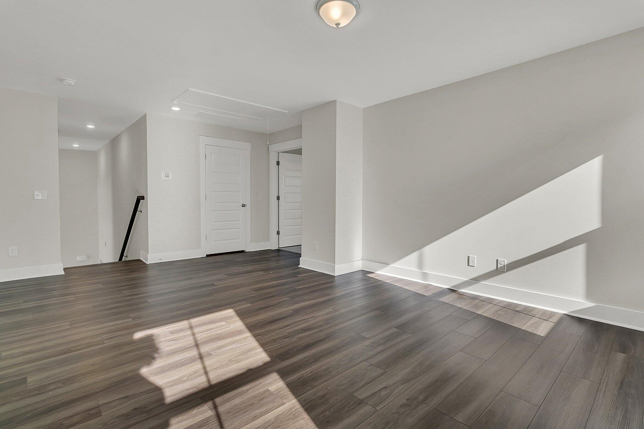 132 Grange Circle Summerville, SC 29486 - Photo 17 of 35 FMWeb16