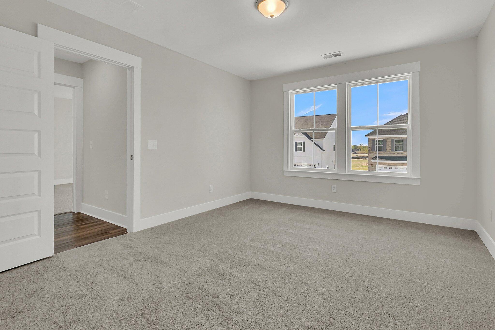 132 Grange Circle Summerville, SC 29486 - Photo 20 of 35 FMWeb19