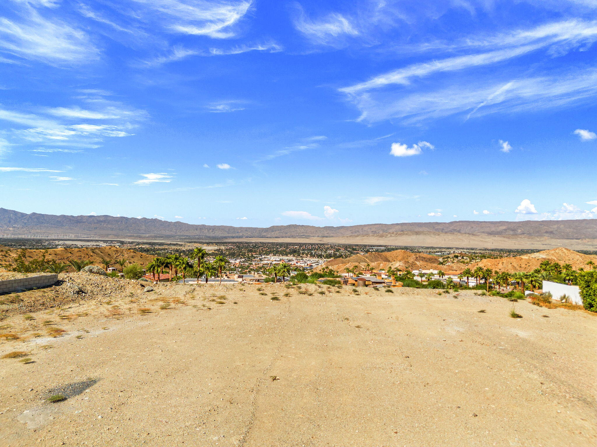 33 Granite Ridge Road Rancho Mirage, CA 92270 - Photo 12 of 29 a view of an ocean and beach