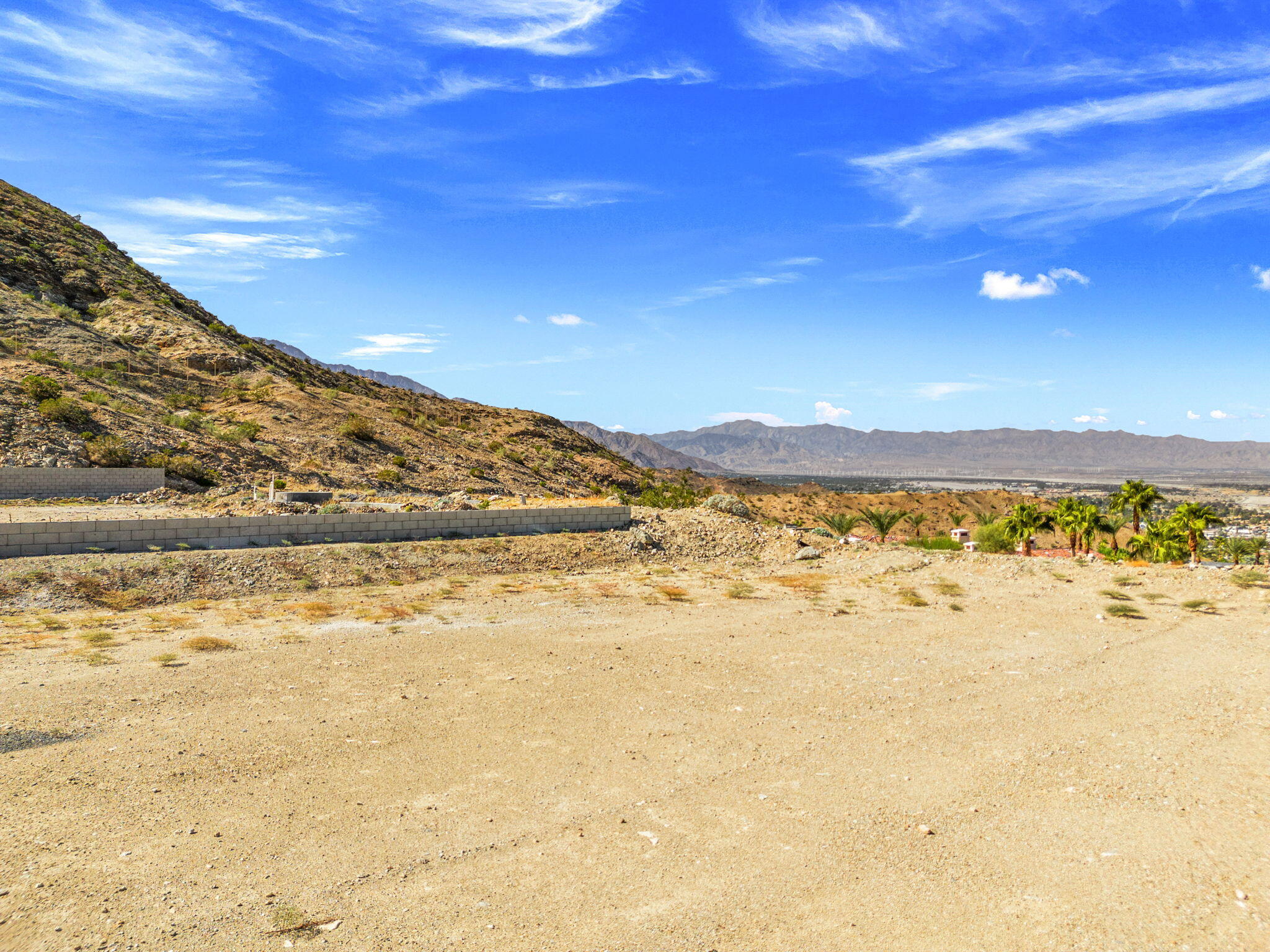 33 Granite Ridge Road Rancho Mirage, CA 92270 - Photo 18 of 29 a view of an ocean beach