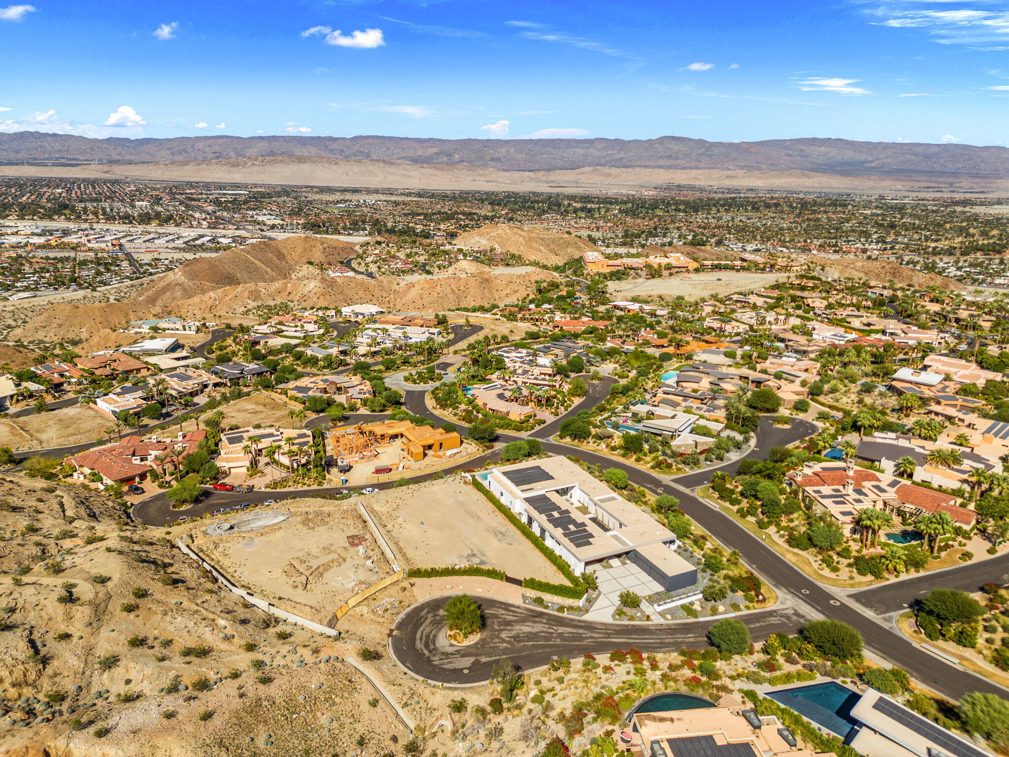 33 Granite Ridge Road Rancho Mirage, CA 92270 - Photo 10 of 29 a view of an ocean