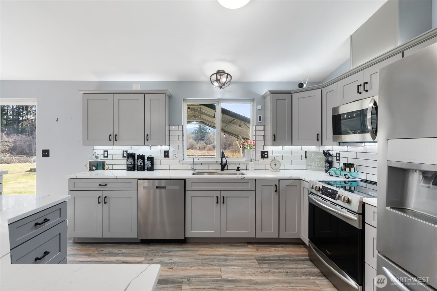 453 Coma Road Vader, WA 98593 - Photo 13 of 40