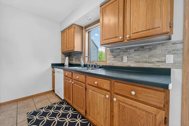 $334,900 | 3017 Bradbury Road, Madison, WI 53719